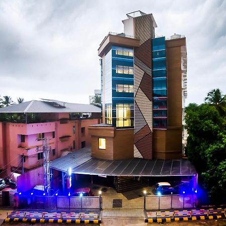 Hotel Guruvayur Darshan Екстериор снимка