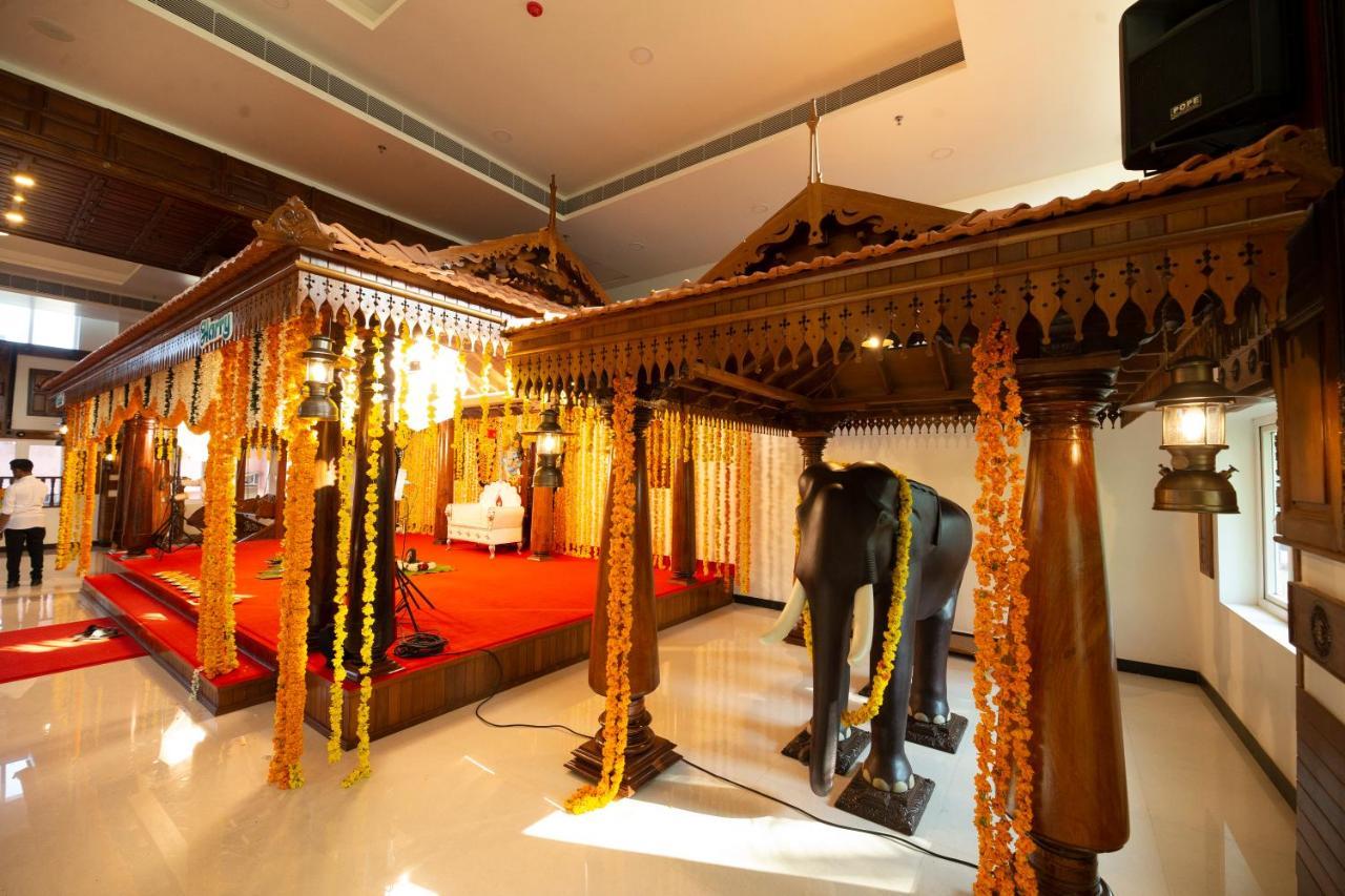 Hotel Guruvayur Darshan Екстериор снимка