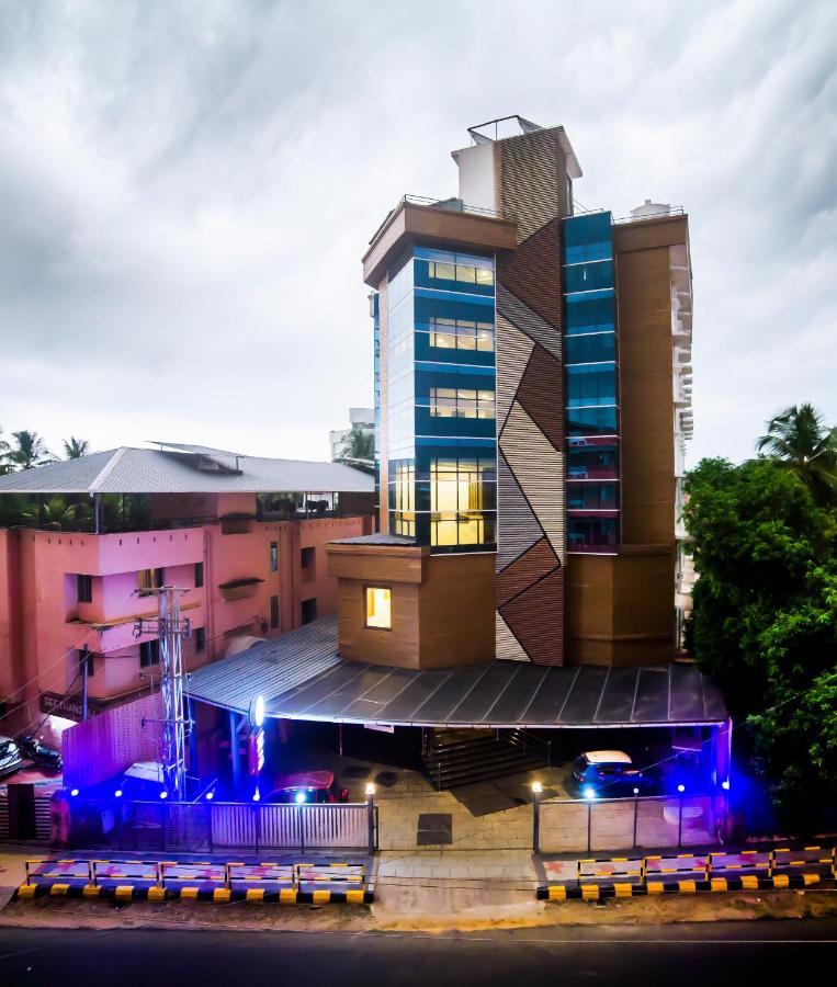 Hotel Guruvayur Darshan Екстериор снимка