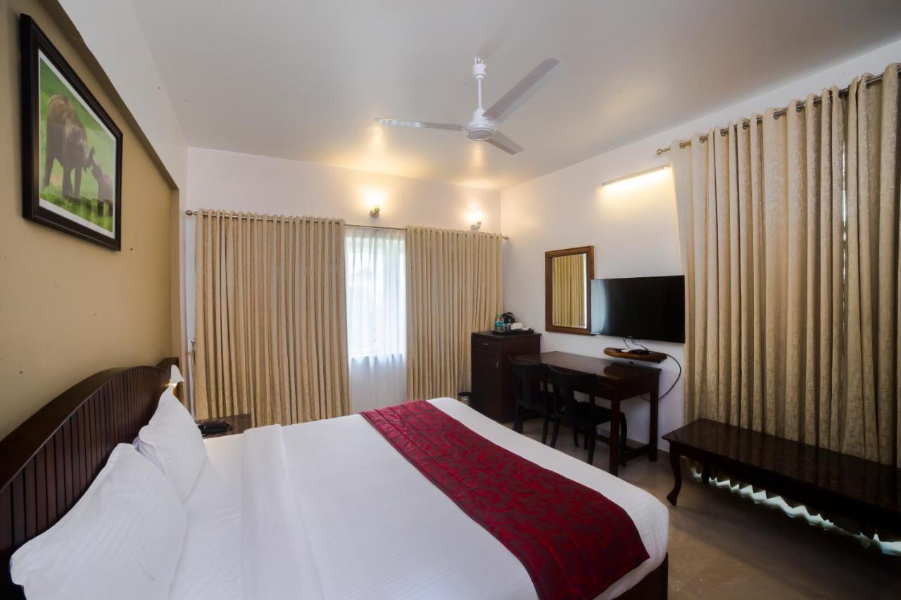 Hotel Guruvayur Darshan Екстериор снимка