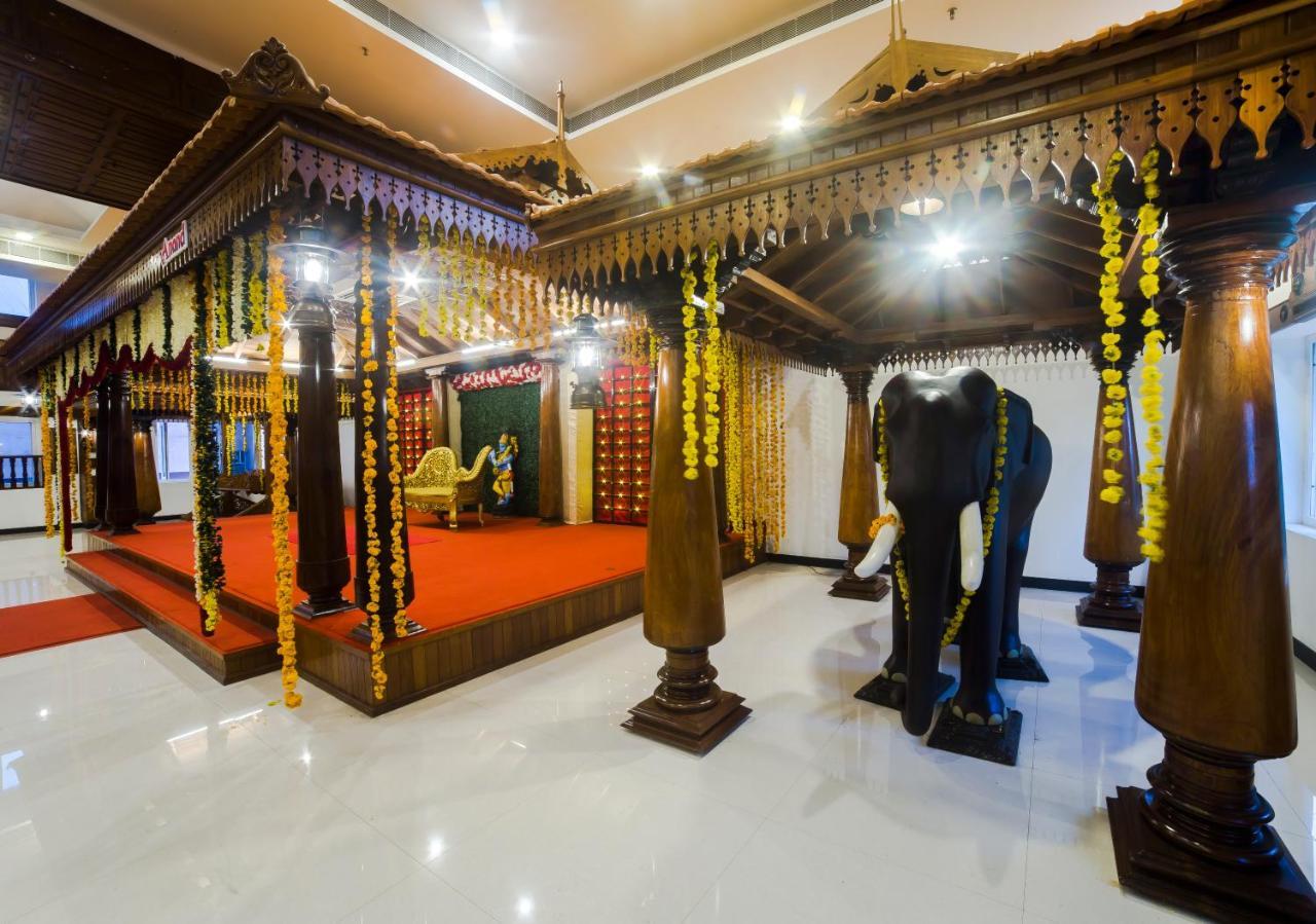 Hotel Guruvayur Darshan Екстериор снимка