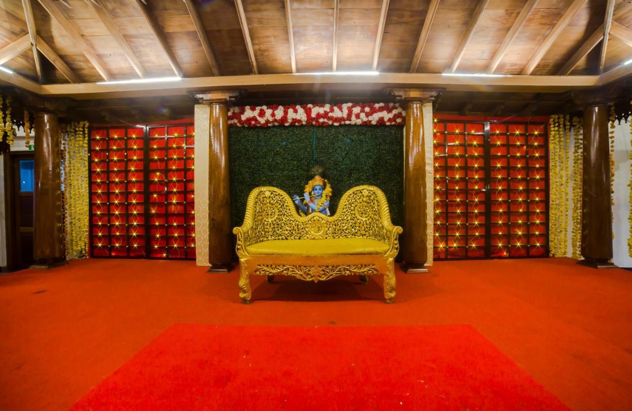 Hotel Guruvayur Darshan Екстериор снимка