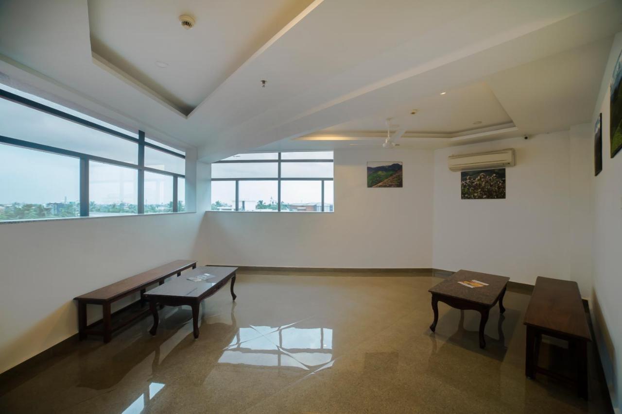 Hotel Guruvayur Darshan Екстериор снимка