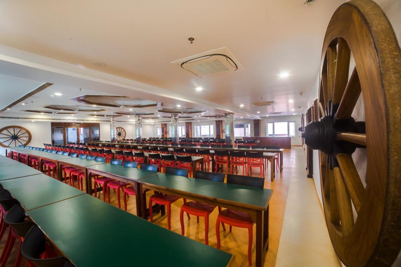 Hotel Guruvayur Darshan Екстериор снимка