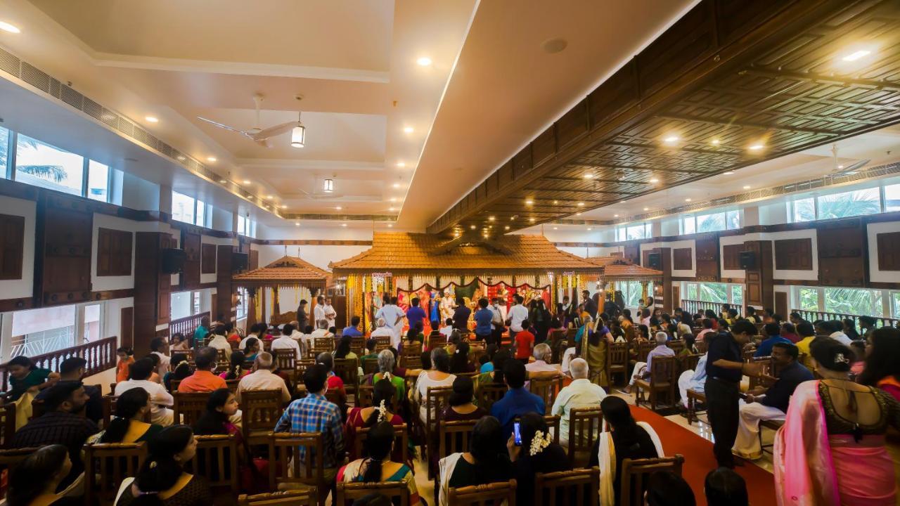 Hotel Guruvayur Darshan Екстериор снимка
